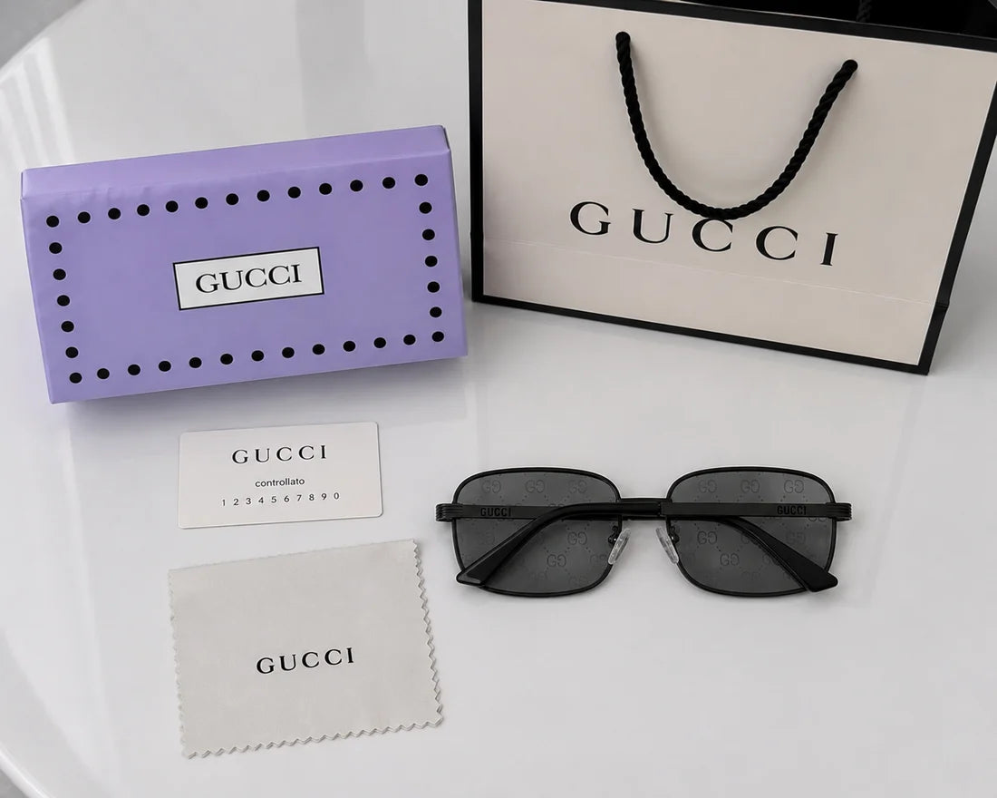 (GS-36) GUCCI Signature Monogram Rimless Rectangle Sunglasses – Black Frame & Grey Logo Lenses