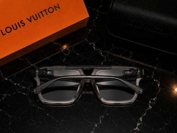 (GS-40) Louis Vuitton Luxury Square Sunglasses – Premium Designer Collection