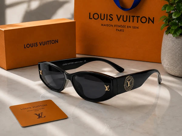 (GS-47) Louis Vuitton Premium Black Cat-Eye Sunglasses – Luxury UV400 Fashion Eyewear